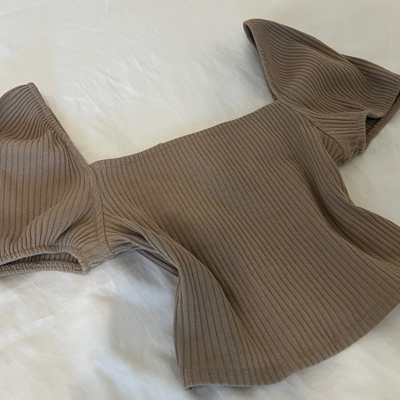 h&m tan ribbed crop top - Picture 2 of 3
